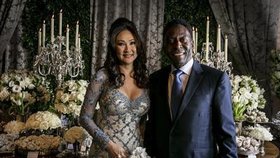 Legendární fotbalista Pelé se v 75 letech potřetí oženil. Jeho nevěstou je o 25 let mladší podnikatelka