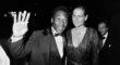 Pelé se svou partnerkou Xuxou, která později randila i s Ayrtonem Sennou.