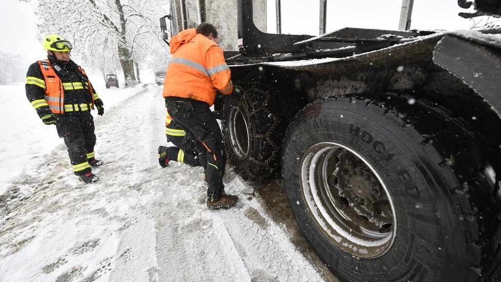 Sněhová kalamita na Pelhřimovsku (6.12.2022)