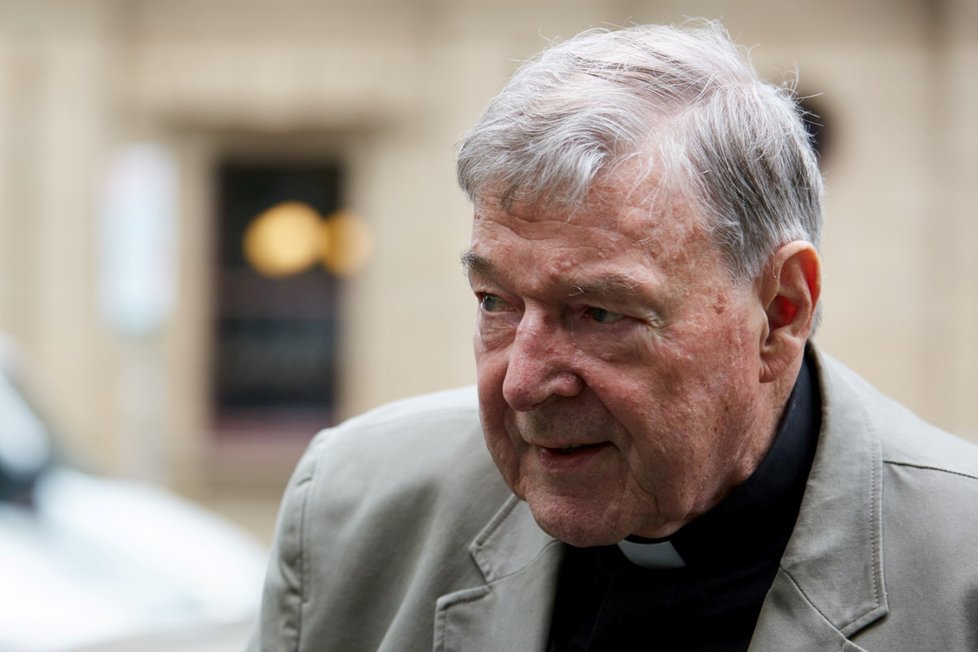 Australský kardinál George Pell (77) si za zneužívání chlapců odsedí 6 let.