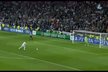Parodie na nepovedenou penaltu Sergio Ramose v zápase proti Bayernu Mnichov