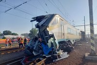 V Bohumíně stále odklízí nabourané pendolino: Zemřelý strojvedoucí byl zkušený machr