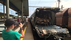 Pendolino, které se ve Studénce srazilo s kamionem, převezli z Bohumína do Prahy.