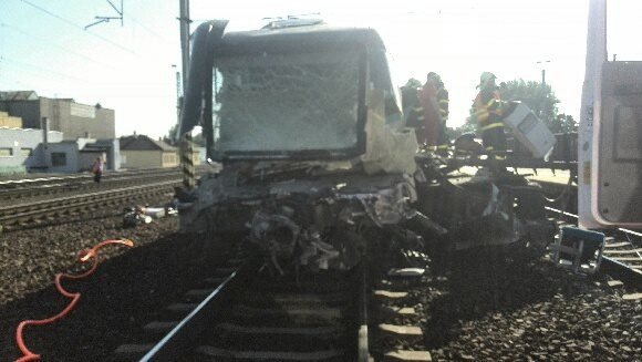 Pendolino se u Studénky srazilo s nákladním vozidlem.