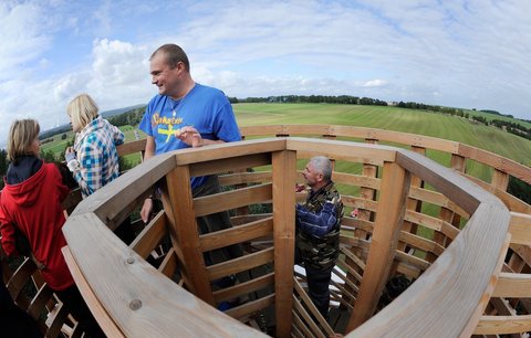 Vyhlídka ze špičky obřího penisu: Heřmanice mají novou rozhlednu