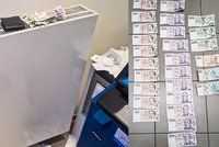 U bankomatu se povalovaly tisíce: Rozházel je tam ochmelka a pak u nich usnul
