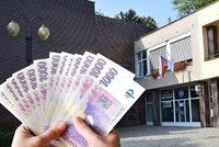 Případ "vycucnutého" účtu radnice v Brně: 8,5 milionu je v tahu, ale mají podezřelé