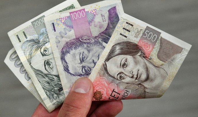 Minimální mzda v Česku je každý rok předmětem politických debat.