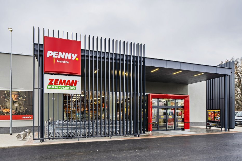 Supermarket řetězce Penny Market v Netolicích otevřený v roce 2020.