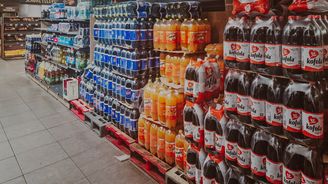 Penny Market a Coca-Cola válčí o víc než českého zákazníka. Ve hře jsou i další řetězce a výrobci Penny Market a Coca-Cola válčí o víc než českého zákazníka. Ve hře jsou i další řetězce a výrobci