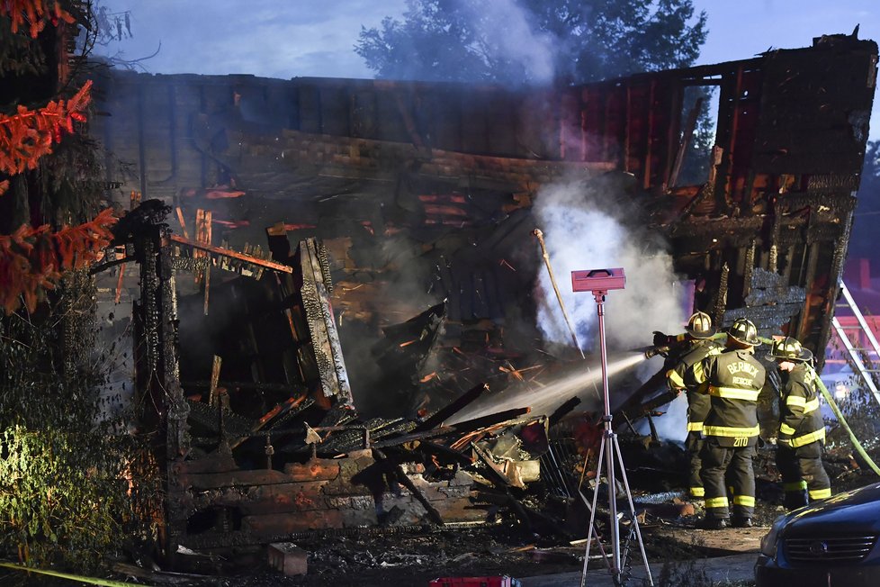 Tragický požár v Pensylvánii si vyžádal 10 lidských životů