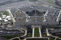 Poplach v Pentagonu kvůli podezřelým zásilkám: Byl v nich smrtelný ricin?