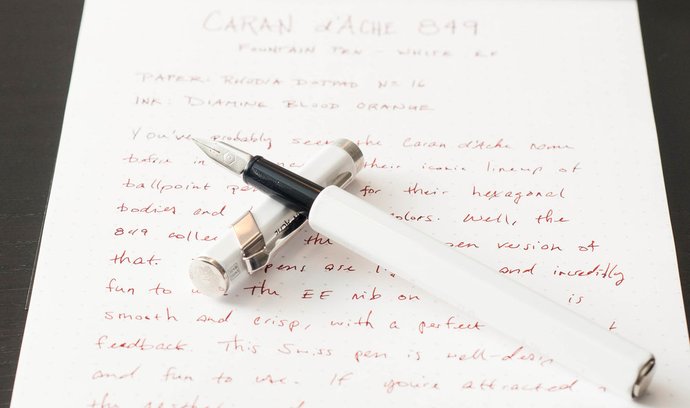 Švýcarská společnost, která od počátku 19. století vytváří krásné luxusní psací potřeby, je Caran d’Ache.