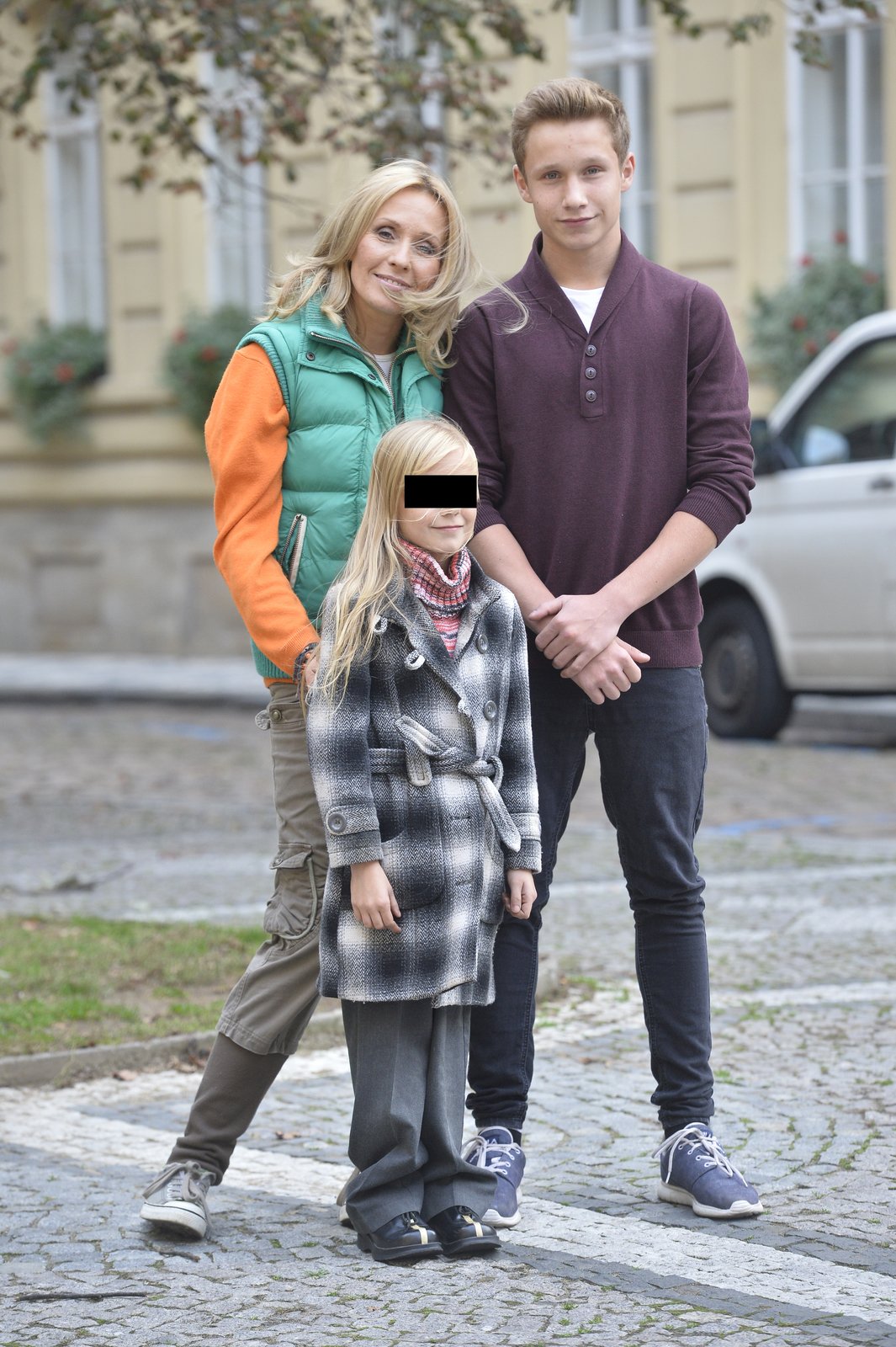 Tereza Pergnerová a její děti dcera Natálka a syn Samuel.