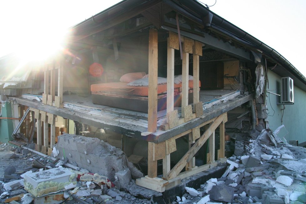 Výbuch zničil dům v Perné na Břeclavsku.