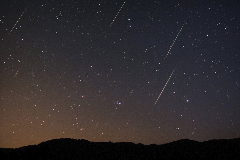 Nejznámější padající hvězdy je meteorický roj Perseid.
