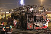 Brutální výjev: Požár autobusu na nádraží si vyžádal nejméně 20 mrtvých!