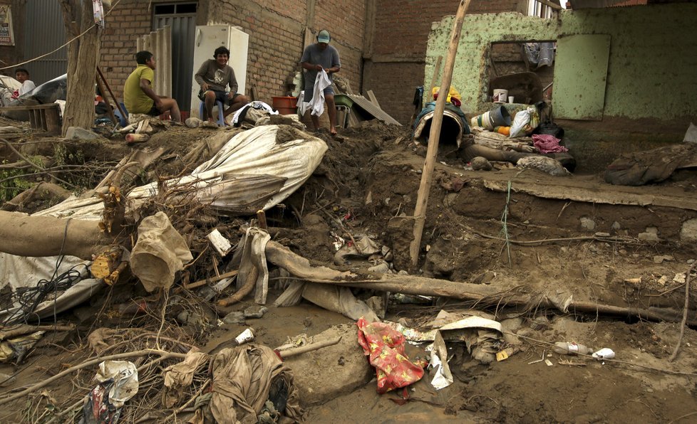 Peru zasáhly nejhorší záplavy za posledních dvacet let.
