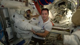 Thomas Pesquet si posledně vzal na ISS svůj černý pás v džudu.