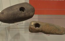 Výstava v hořickém muzeu: Pěstní klín starý 300 tisíc let!