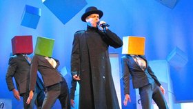 Pet Shop Boys slibují: Zboříme Prahu!