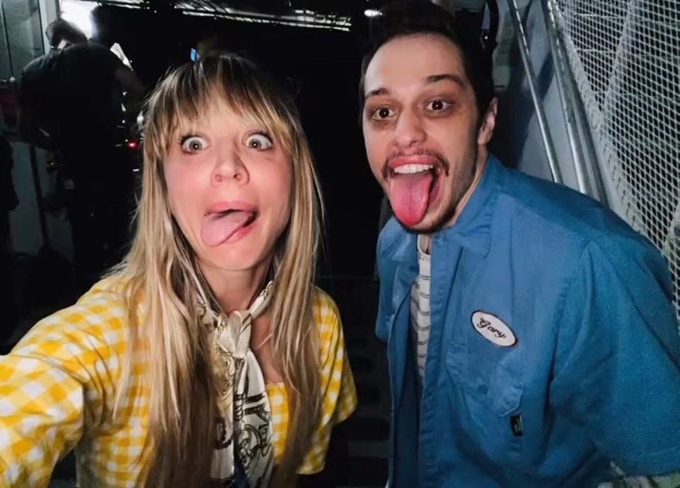 Pete Davidson a Kaley Cuoco