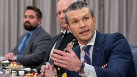 Americký ministr obrany Pete Hegseth (24.2.2025)