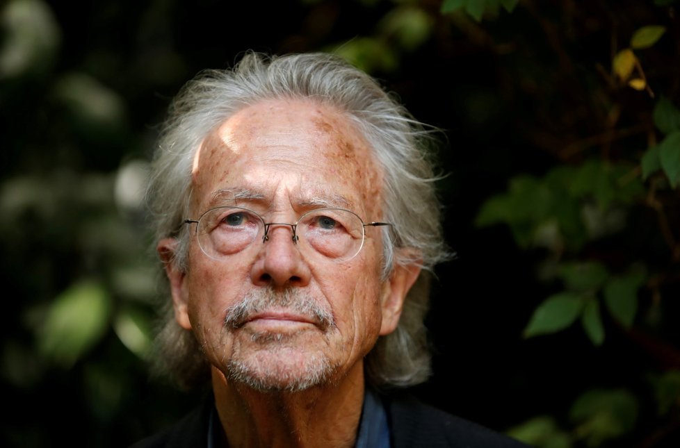 Rakouský spisovatel Peter Handke se stal laureátem Nobelovy ceny za literaturu za rok 2019.