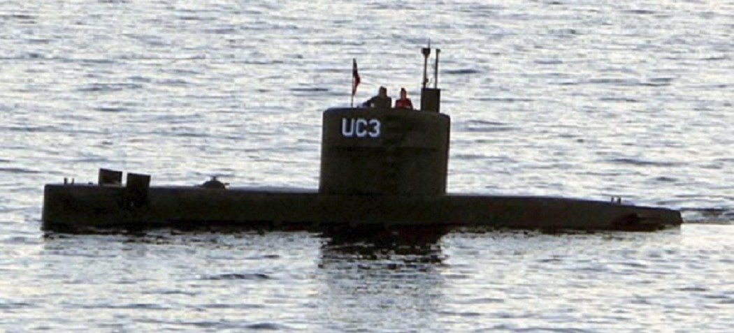 Kim Wallová (†30) a Peter Madsen na palubě podomácky vyrobené ponorky.