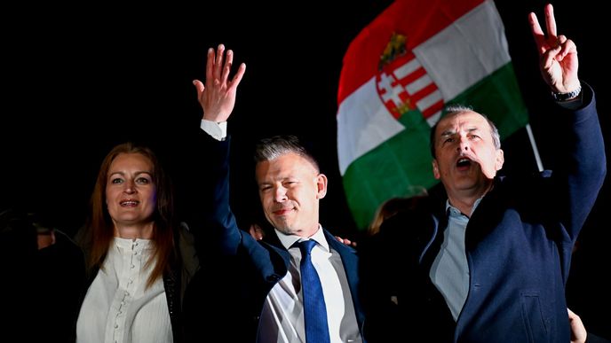 Oslavy Pétera Magyara po vítězství ve volbách (12.4.2026) Oslavy Pétera Magyara po vítězství ve volbách (12.4.2026)