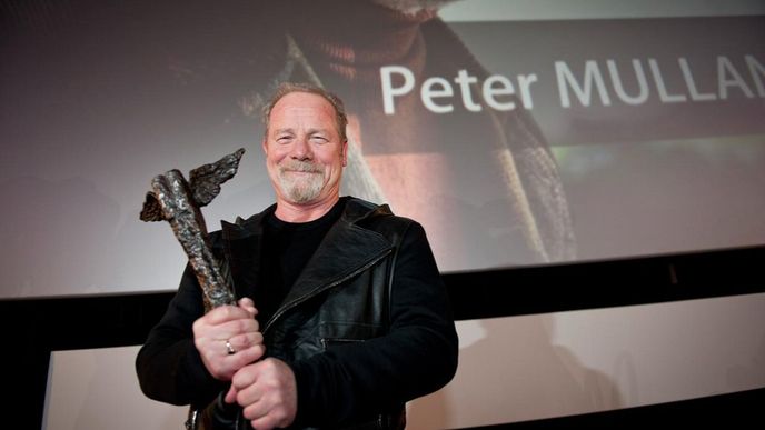 Peter Mullan