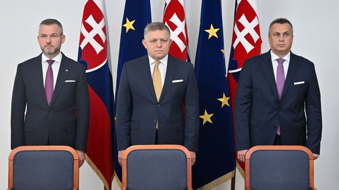Peter Pellegrini, Robert Fico a Andrej Danko podepsali koaliční smlouvu