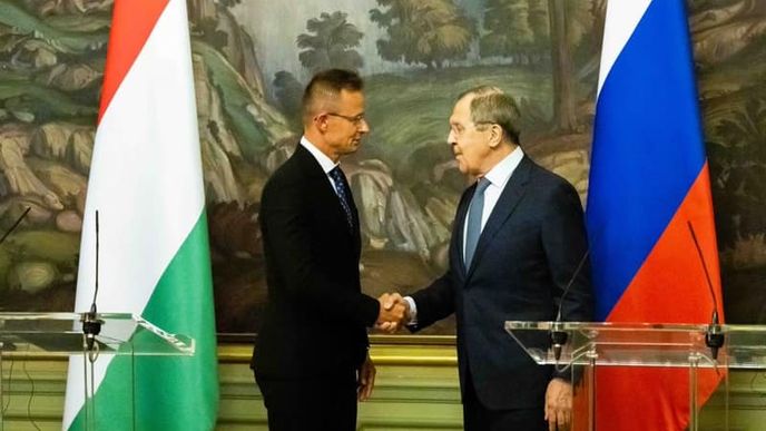 Maďarský šéf diplomacie Péter Szijjártó na návštěvě Moskvy u svého kolegy Sergeje Lavrova.