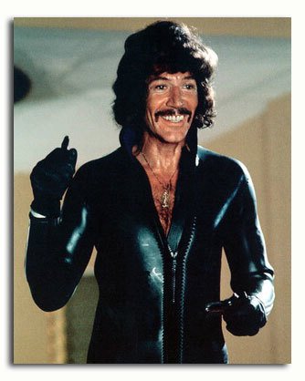 Peter Wyngarde zemřel.