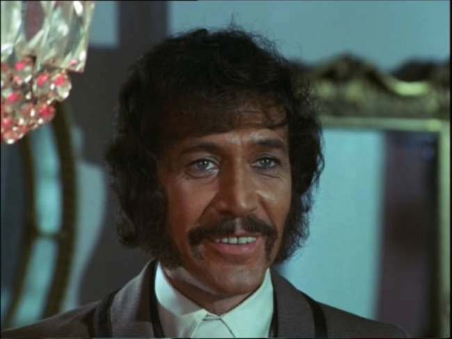 Peter Wyngarde zemřel.