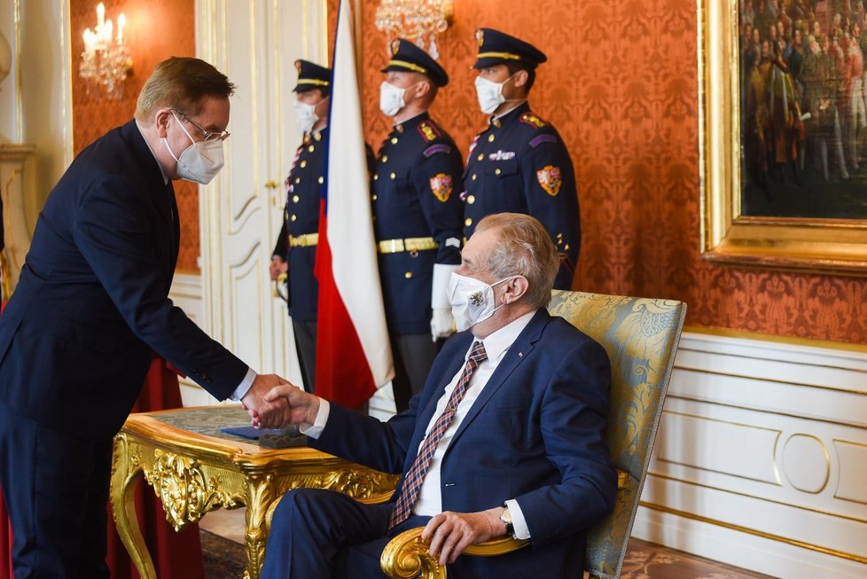 Petr Arenberger a Miloš Zeman při jmenování nového ministra zdravotnictví na Hradě (7.4.2021)