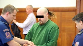 Petru Belančíkovi končí pomalu devítiletý trest za vraždu babičky a mámy.