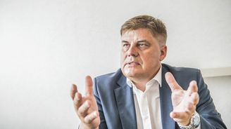 Ročně potřebujeme zakázky za 20 miliard, říká šéf strojíren Škoda Transportation Brzezina