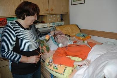Petra čekala doma maminka Ludmila a dokonce přinesla synovi růži