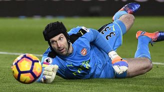 Petr Čech končí profesionální kariéru. V bráně bude jen do konce sezony