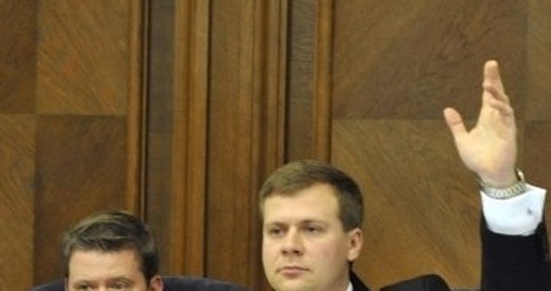 Exprimátor Frýdku-Místku Petr Cvik (vlevo) a jeho nástupce Michal Pobucký (vpravo)