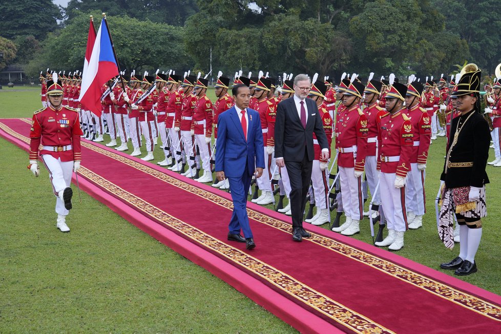 Premiér Petr Fiala a indonéský prezident Joko Widodo (18.4.2023)