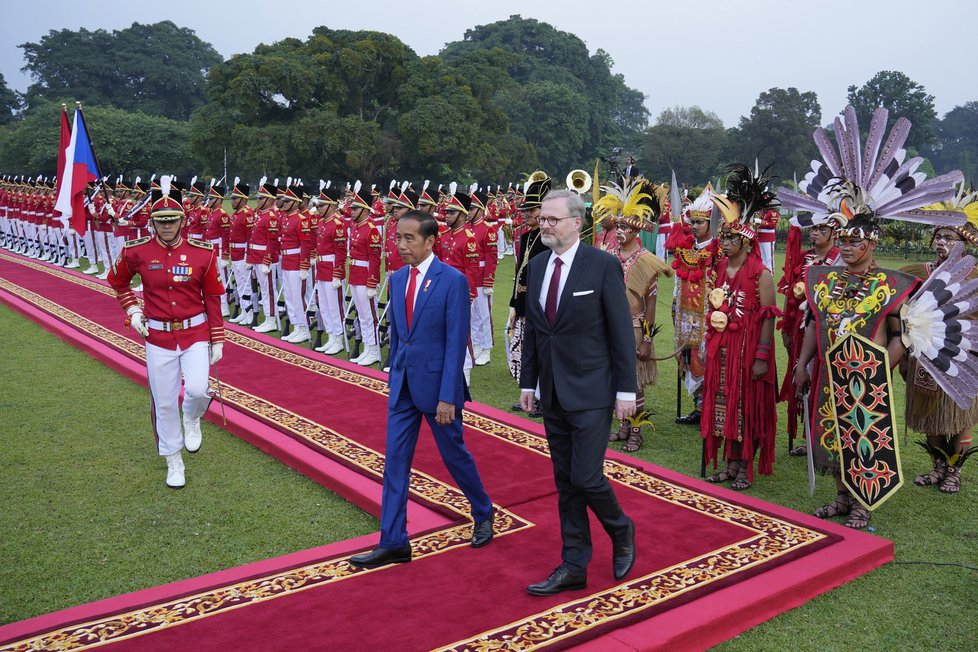 Premiér Petr Fiala a indonéský prezident Joko Widodo (18.4.2023)