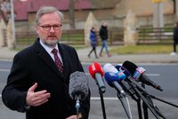 Fiala po obědě v Lánech: Zeman nového ministra jmenuje už v pondělí. Setkávat se budeme dál