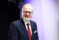 „Pane Macinko, objednávejte letadlo,“ politici reagují na výrok Ústavního soudu