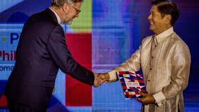 Premiér Petr Fiala (ODS) se na Filipínách setkal s prezidentem Ferdinandem Marcosem mladším (17.4.2023)