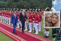 Češi v Indonésii dvakrát jinak: Fiala s prezidentem zasadil strom, Babišovi si tam užili dovolenou