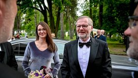 Premiér Petr Fiala se s manželkou Janou účastnil zahájení festivalu Smetanova Litomyšl (8.6.2024)