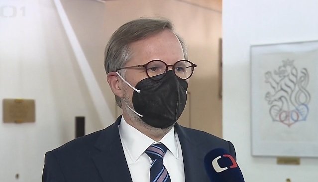 Premiér Petr Fiala (ODS) pohrozil kompetenční žalobou v případě, že prezident Zeman bude dál odmítat jmenovat vládu jako celek kvůli výhradám k jednomu z kandidátů