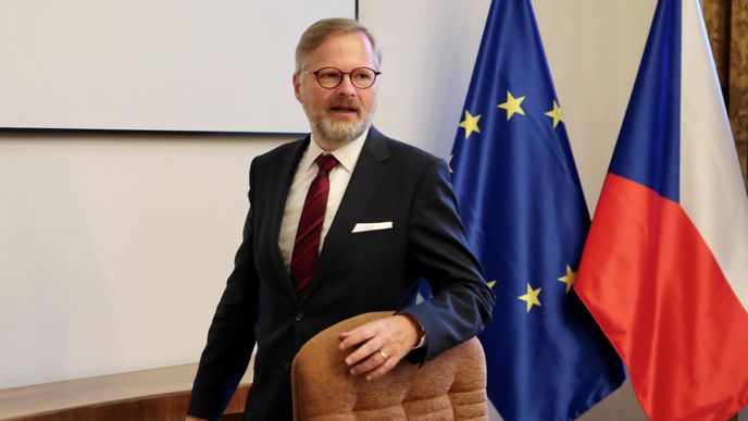 Premiér Petr Fiala na ministerstvu dopravy.